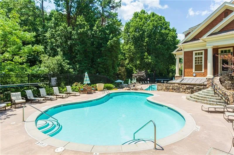 325 Riversedge Drive, Atlanta, Georgia 30339, 5 Bedrooms Bedrooms, ,3 BathroomsBathrooms,Residential,Sold,325 Riversedge Drive,6624528