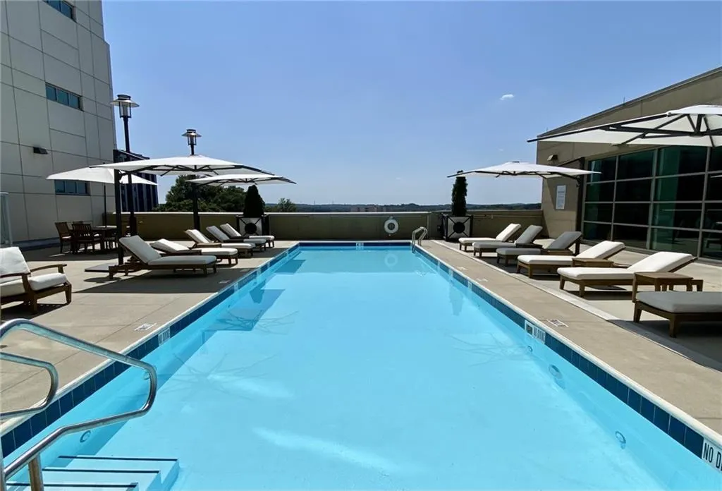 1100 Howell Mill Road Unit 404, Atlanta, Georgia 30318, 1 Bedroom Bedrooms, ,1 BathroomBathrooms,Residential,For Sale,1100 Howell Mill Road Unit 404,7639497