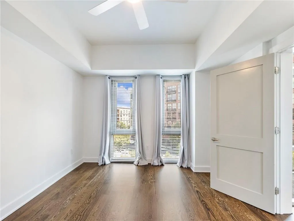 1100 Howell Mill Road Unit 404, Atlanta, Georgia 30318, 1 Bedroom Bedrooms, ,1 BathroomBathrooms,Residential,For Sale,1100 Howell Mill Road Unit 404,7639497