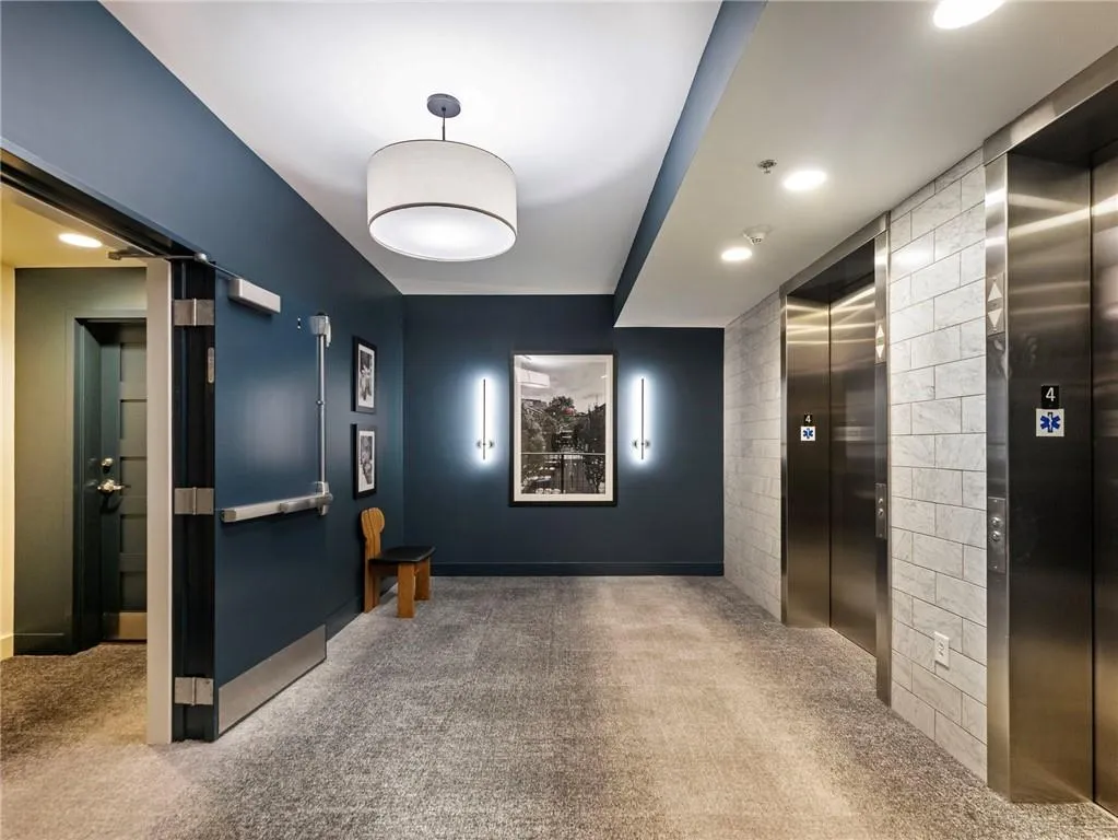 1100 Howell Mill Road Unit 404, Atlanta, Georgia 30318, 1 Bedroom Bedrooms, ,1 BathroomBathrooms,Residential,For Sale,1100 Howell Mill Road Unit 404,7639497