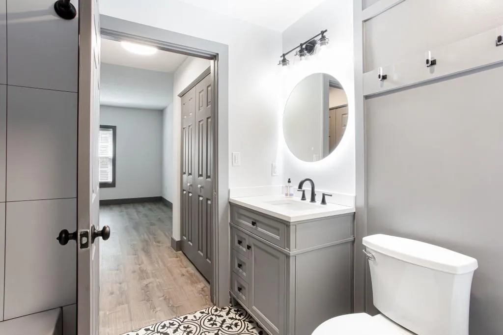 1074 Peachtree Walk Ne Unit 115, Atlanta, Georgia 30309, 2 Bedrooms Bedrooms, ,2 BathroomsBathrooms,Residential,For Sale,1074 Peachtree Walk Ne Unit 115,7560965