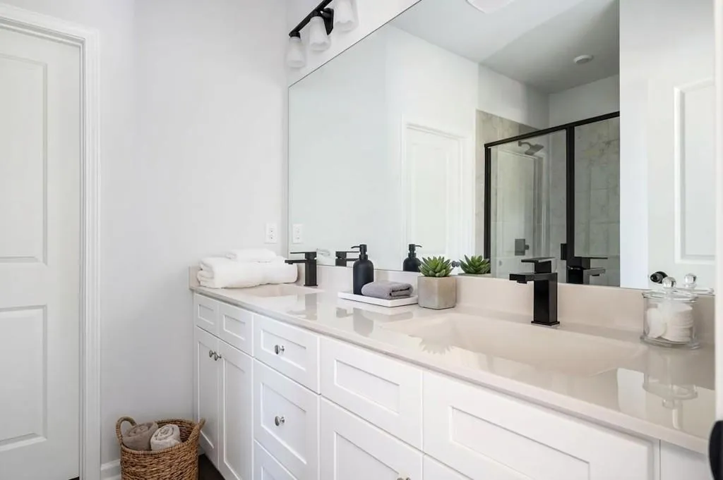 1135 4th Street Nw, Atlanta, Georgia 30318, 3 Bedrooms Bedrooms, 0 ,2 BathroomsBathrooms,Residential,For Sale,1135 4th Street Nw,7748339