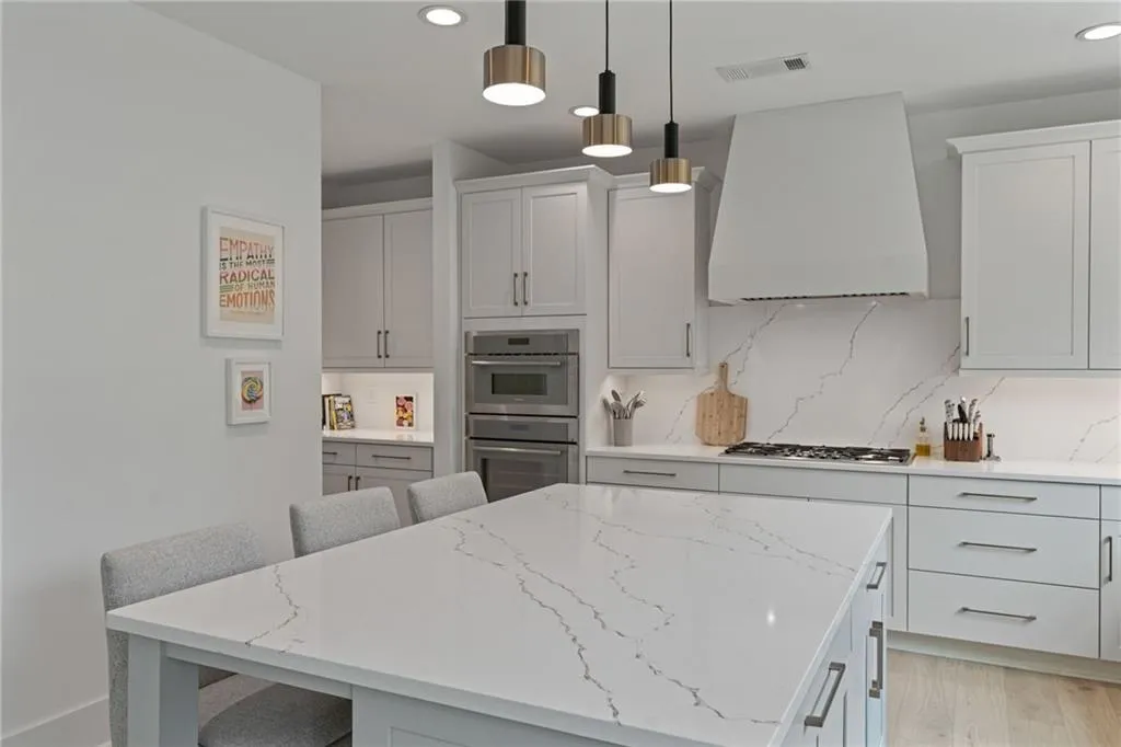 2071 Fairhaven Circle Ne, Atlanta, Georgia 30305, 4 Bedrooms Bedrooms, ,3 BathroomsBathrooms,Residential,For Sale,2071 Fairhaven Circle Ne,7620974