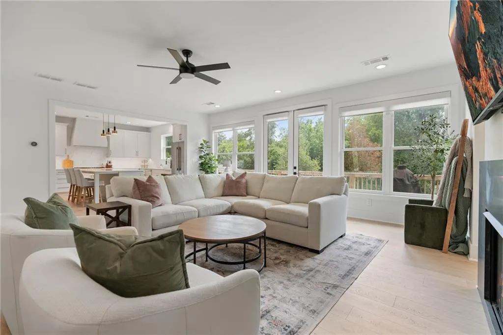 2071 Fairhaven Circle Ne, Atlanta, Georgia 30305, 4 Bedrooms Bedrooms, ,3 BathroomsBathrooms,Residential,For Sale,2071 Fairhaven Circle Ne,7620974
