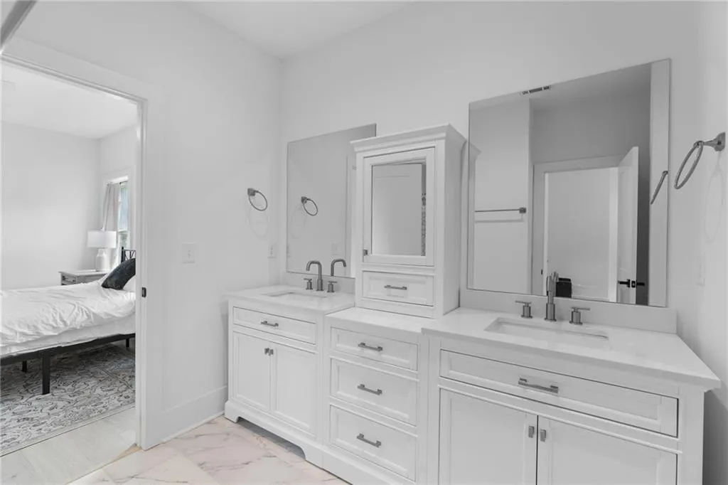 2071 Fairhaven Circle Ne, Atlanta, Georgia 30305, 4 Bedrooms Bedrooms, ,3 BathroomsBathrooms,Residential,For Sale,2071 Fairhaven Circle Ne,7620974