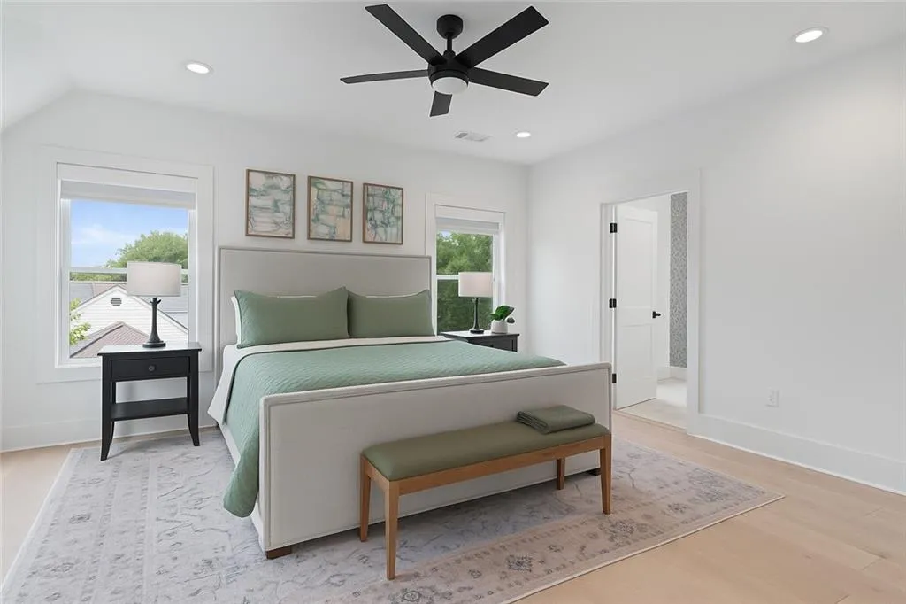 Photo has been virtually staged to add bedding.