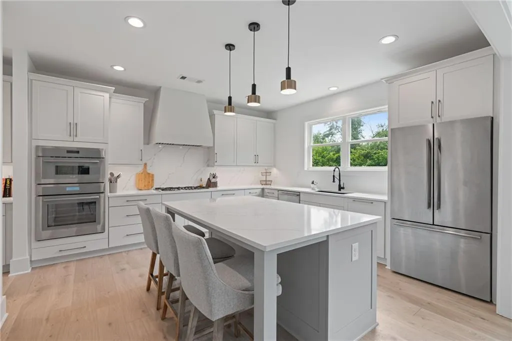 2071 Fairhaven Circle Ne, Atlanta, Georgia 30305, 4 Bedrooms Bedrooms, ,3 BathroomsBathrooms,Residential,For Sale,2071 Fairhaven Circle Ne,7620974