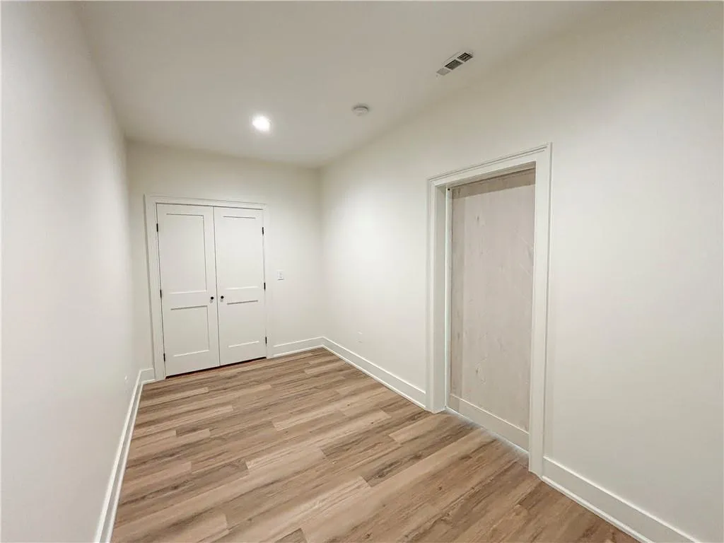 270 Crosstree Lane, Atlanta, Georgia 30328, 7 Bedrooms Bedrooms, ,5 BathroomsBathrooms,Residential,For Sale,270 Crosstree Lane,7725151