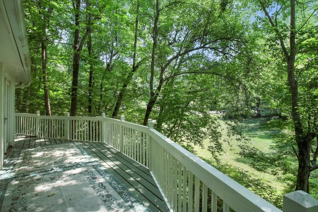 3390 Spalding Drive, Atlanta, Georgia 30350, 3 Bedrooms Bedrooms, ,2 BathroomsBathrooms,Residential,Sold,3390 Spalding Drive,5708939