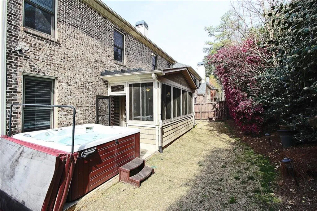 273 Mount Vernon Cove, Sandy Springs, Georgia 30328, 4 Bedrooms Bedrooms, ,4 BathroomsBathrooms,Residential,Sold,273 Mount Vernon Cove,5664866