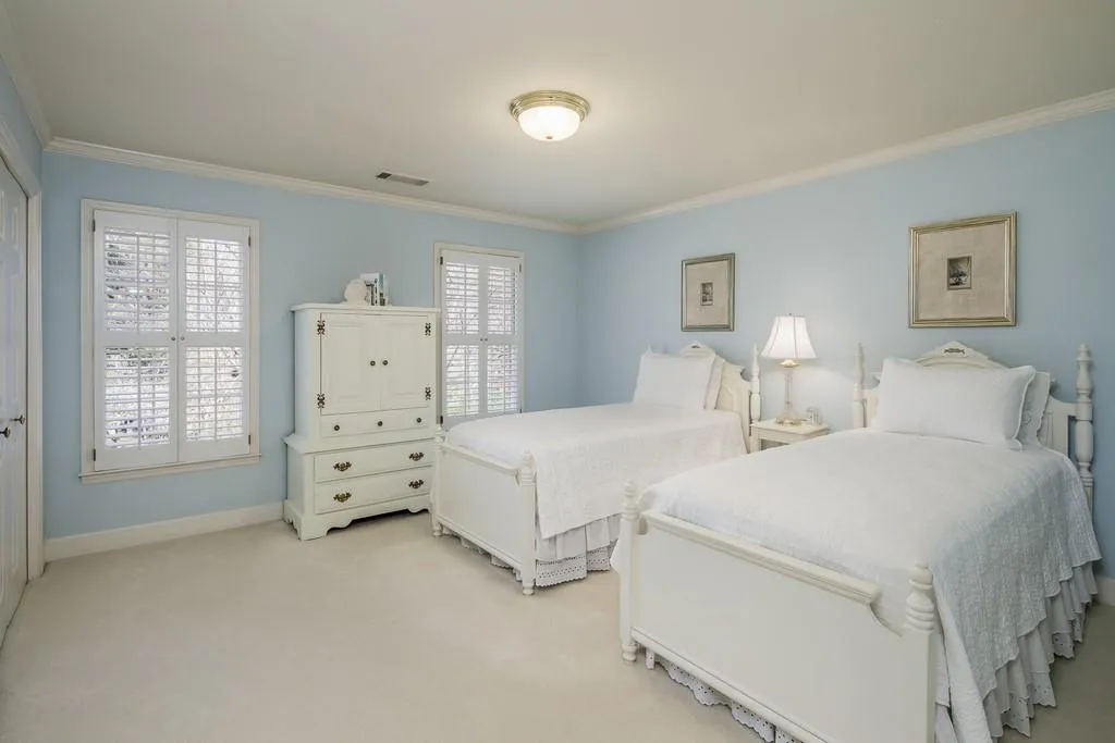 145 Spalding Creek Court, Atlanta, Georgia 30350, 5 Bedrooms Bedrooms, ,4 BathroomsBathrooms,Residential,Sold,145 Spalding Creek Court,6694261