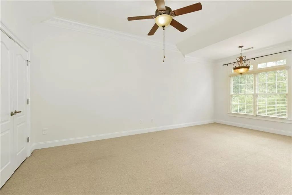 956 Persimmon Point Ne, Sandy Springs, Georgia 30328, 2 Bedrooms Bedrooms, ,2 BathroomsBathrooms,Residential,For Sale,956 Persimmon Point Ne,7741091