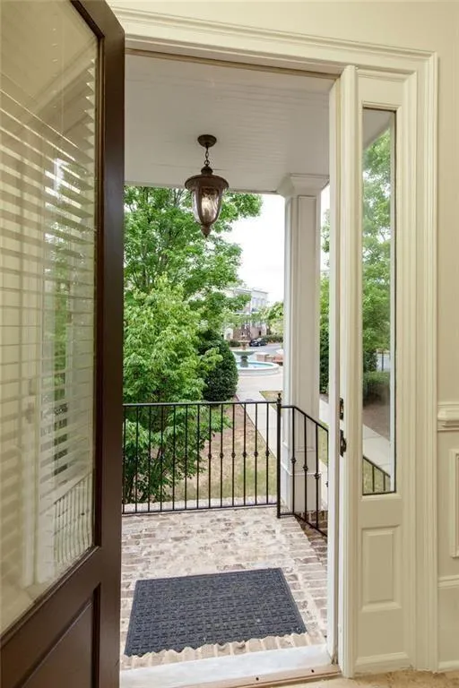 956 Persimmon Point Ne, Sandy Springs, Georgia 30328, 2 Bedrooms Bedrooms, ,2 BathroomsBathrooms,Residential,For Sale,956 Persimmon Point Ne,7741091