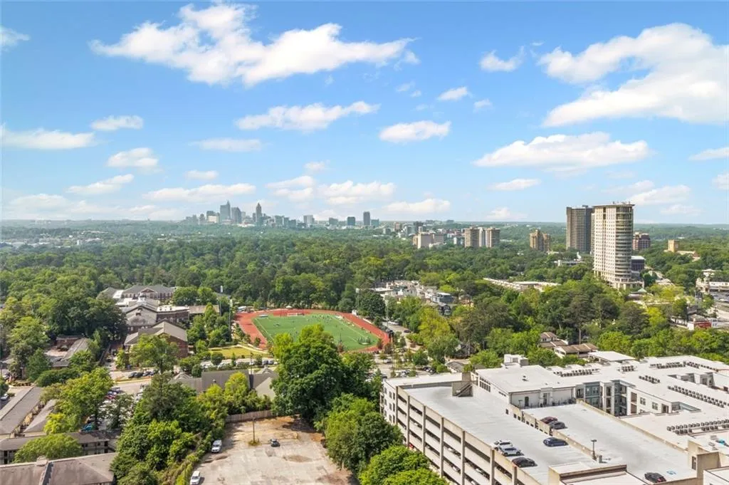250 Pharr Road Ne Unit 1914, Atlanta, Georgia 30305, 1 Bedroom Bedrooms, ,1 BathroomBathrooms,Residential,For Sale,250 Pharr Road Ne Unit 1914,7571435