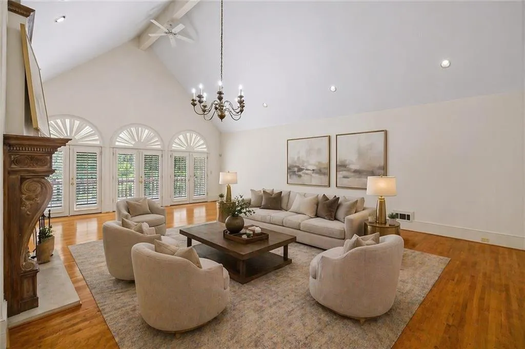 7805 N Spalding Lake Drive, Sandy Springs, Georgia 30350, 4 Bedrooms Bedrooms, ,3 BathroomsBathrooms,Residential,For Sale,7805 N Spalding Lake Drive,7750200