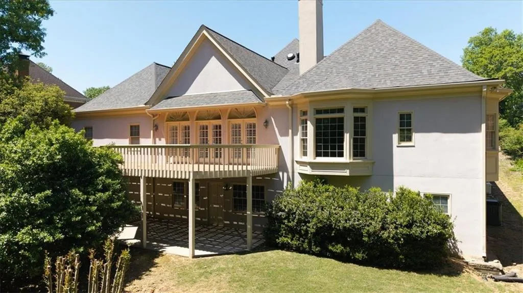 7805 N Spalding Lake Drive, Sandy Springs, Georgia 30350, 4 Bedrooms Bedrooms, ,3 BathroomsBathrooms,Residential,For Sale,7805 N Spalding Lake Drive,7750200