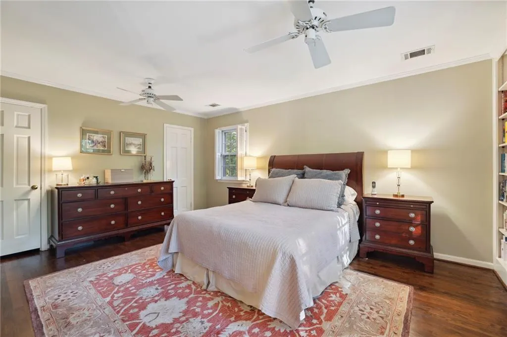 805 Edgewater Trail, Sandy Springs, Georgia 30328, 5 Bedrooms Bedrooms, ,3 BathroomsBathrooms,Residential,Sold,805 Edgewater Trail,7137208