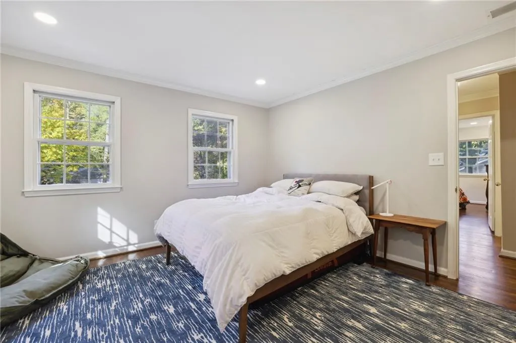 805 Edgewater Trail, Sandy Springs, Georgia 30328, 5 Bedrooms Bedrooms, ,3 BathroomsBathrooms,Residential,Sold,805 Edgewater Trail,7137208