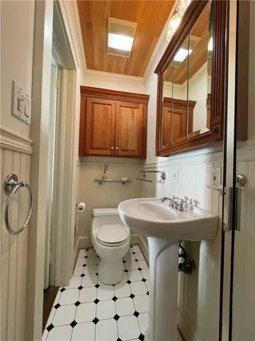 1170
