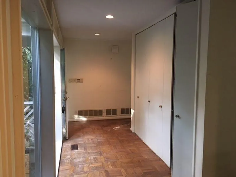 5090 Riverview Road, Atlanta, Georgia 30327, 4 Bedrooms Bedrooms, ,3 BathroomsBathrooms,Residential,Sold,5090 Riverview Road,6075343