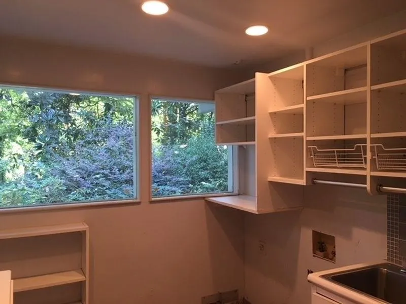 5090 Riverview Road, Atlanta, Georgia 30327, 4 Bedrooms Bedrooms, ,3 BathroomsBathrooms,Residential,Sold,5090 Riverview Road,6075343