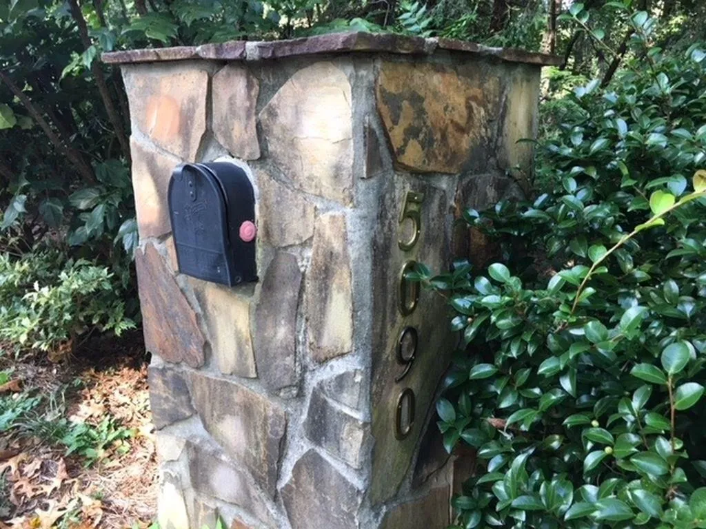 5090 Riverview Road, Atlanta, Georgia 30327, 4 Bedrooms Bedrooms, ,3 BathroomsBathrooms,Residential,Sold,5090 Riverview Road,6075343
