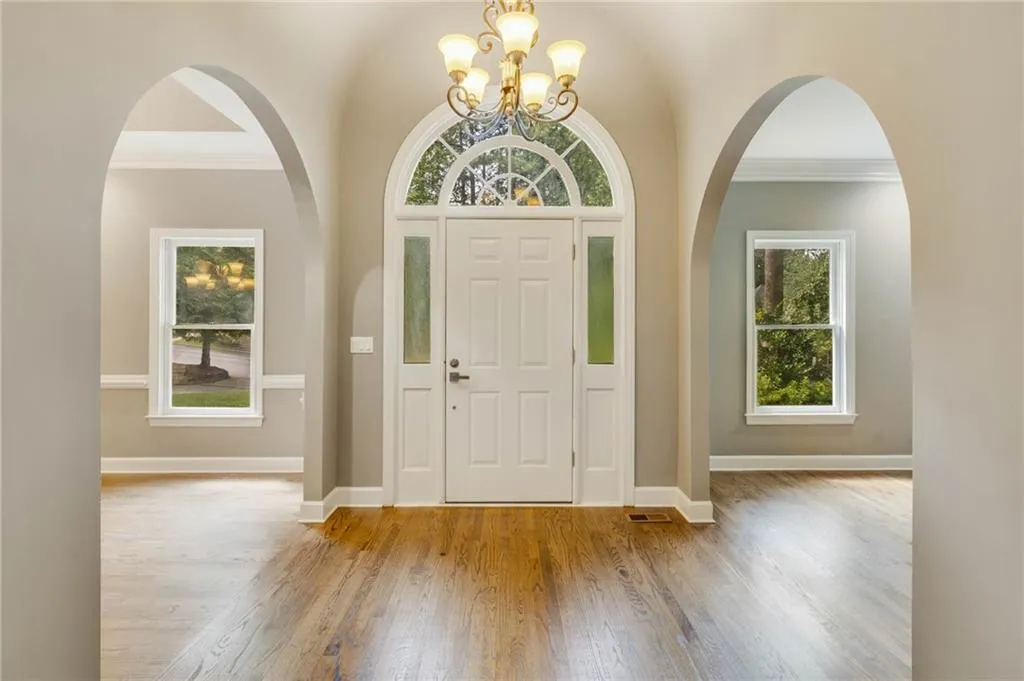 160 Grogans Landing, Sandy Springs, Georgia 30350, 5 Bedrooms Bedrooms, ,5 BathroomsBathrooms,Residential,Sold,160 Grogans Landing,6934950