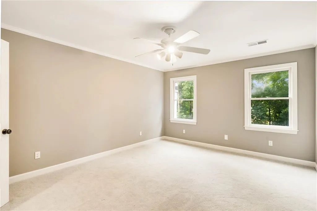 160 Grogans Landing, Sandy Springs, Georgia 30350, 5 Bedrooms Bedrooms, ,5 BathroomsBathrooms,Residential,Sold,160 Grogans Landing,6934950