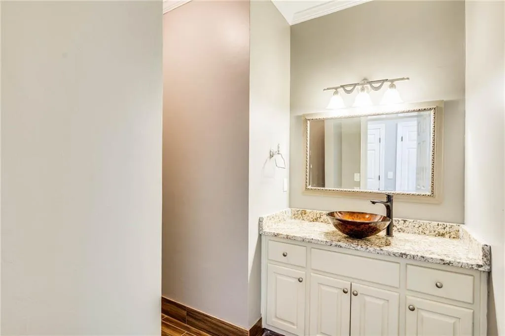 160 Grogans Landing, Sandy Springs, Georgia 30350, 5 Bedrooms Bedrooms, ,5 BathroomsBathrooms,Residential,Sold,160 Grogans Landing,6934950