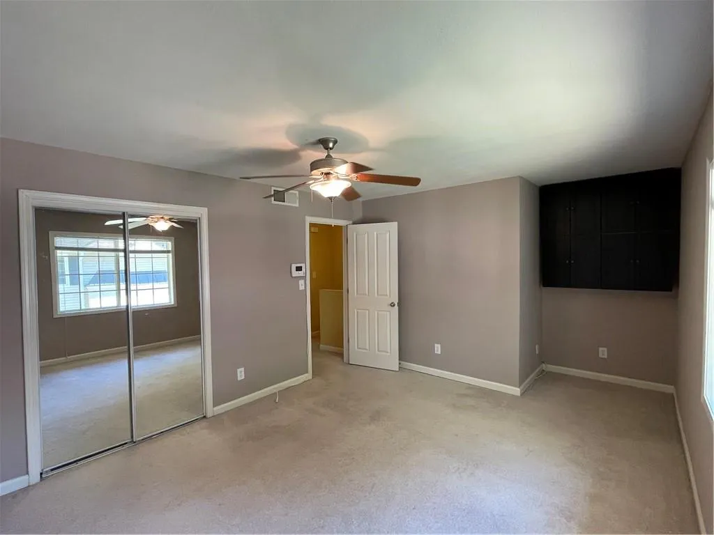 6940 Roswell Road Unit 22c, Sandy Springs, Georgia 30328, 2 Bedrooms Bedrooms, ,1 BathroomBathrooms,Residential,Sold,6940 Roswell Road Unit 22c,6959650