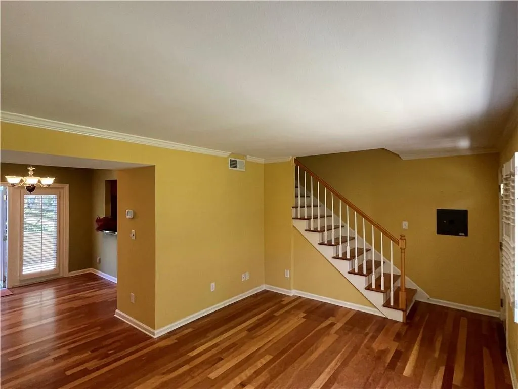 6940 Roswell Road Unit 22c, Sandy Springs, Georgia 30328, 2 Bedrooms Bedrooms, ,1 BathroomBathrooms,Residential,Sold,6940 Roswell Road Unit 22c,6959650