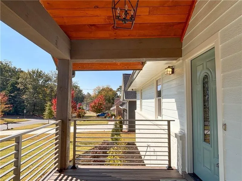 1912 Canmont Drive Ne, Atlanta, Georgia 30319, 3 Bedrooms Bedrooms, ,2 BathroomsBathrooms,Residential,For Sale,1912 Canmont Drive Ne,7632580