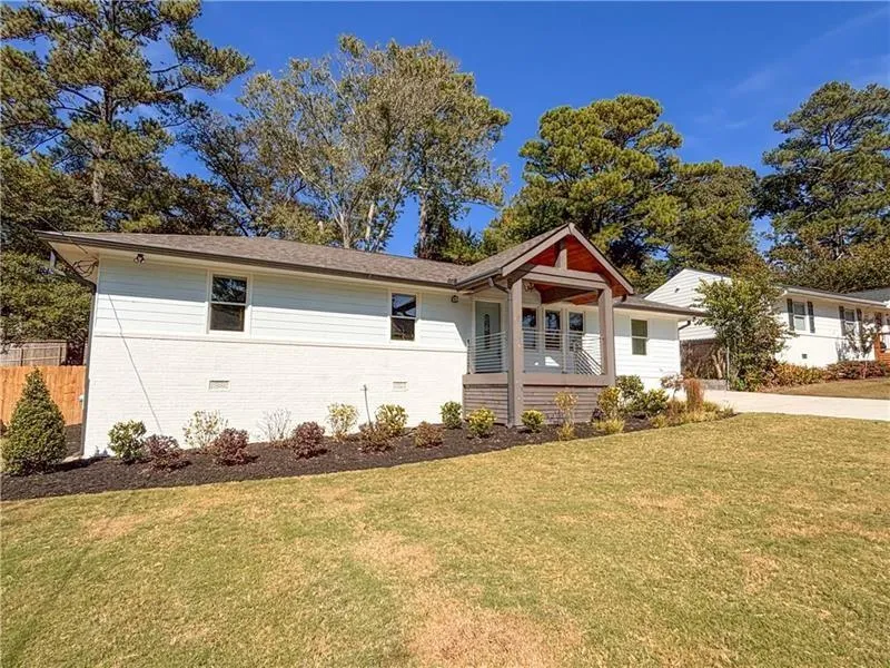 1912 Canmont Drive Ne, Atlanta, Georgia 30319, 3 Bedrooms Bedrooms, ,2 BathroomsBathrooms,Residential,For Sale,1912 Canmont Drive Ne,7632580