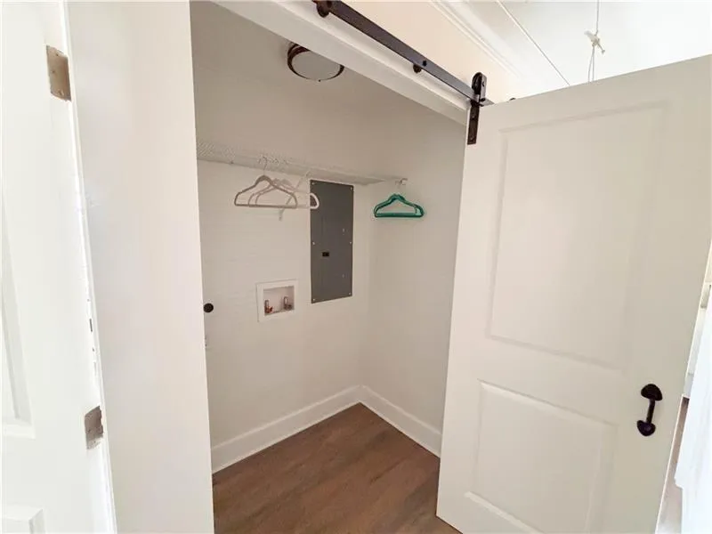 1912 Canmont Drive Ne, Atlanta, Georgia 30319, 3 Bedrooms Bedrooms, ,2 BathroomsBathrooms,Residential,For Sale,1912 Canmont Drive Ne,7632580