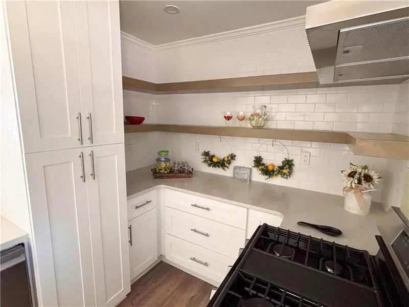 1912 Canmont Drive Ne, Atlanta, Georgia 30319, 3 Bedrooms Bedrooms, ,2 BathroomsBathrooms,Residential,For Sale,1912 Canmont Drive Ne,7632580