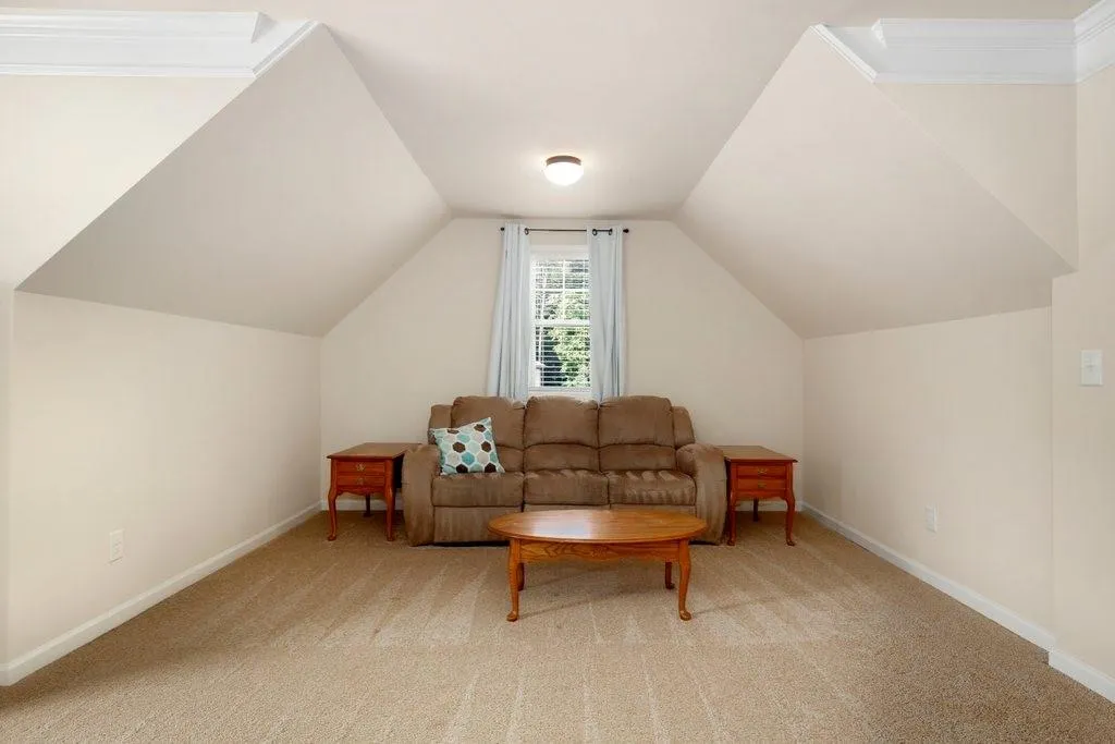 7770 Stratford Lane, Sandy Springs, Georgia 30350, 5 Bedrooms Bedrooms, ,3 BathroomsBathrooms,Residential,Sold,7770 Stratford Lane,7087813