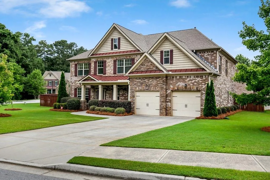 7770 Stratford Lane, Sandy Springs, Georgia 30350, 5 Bedrooms Bedrooms, ,3 BathroomsBathrooms,Residential,Sold,7770 Stratford Lane,7087813