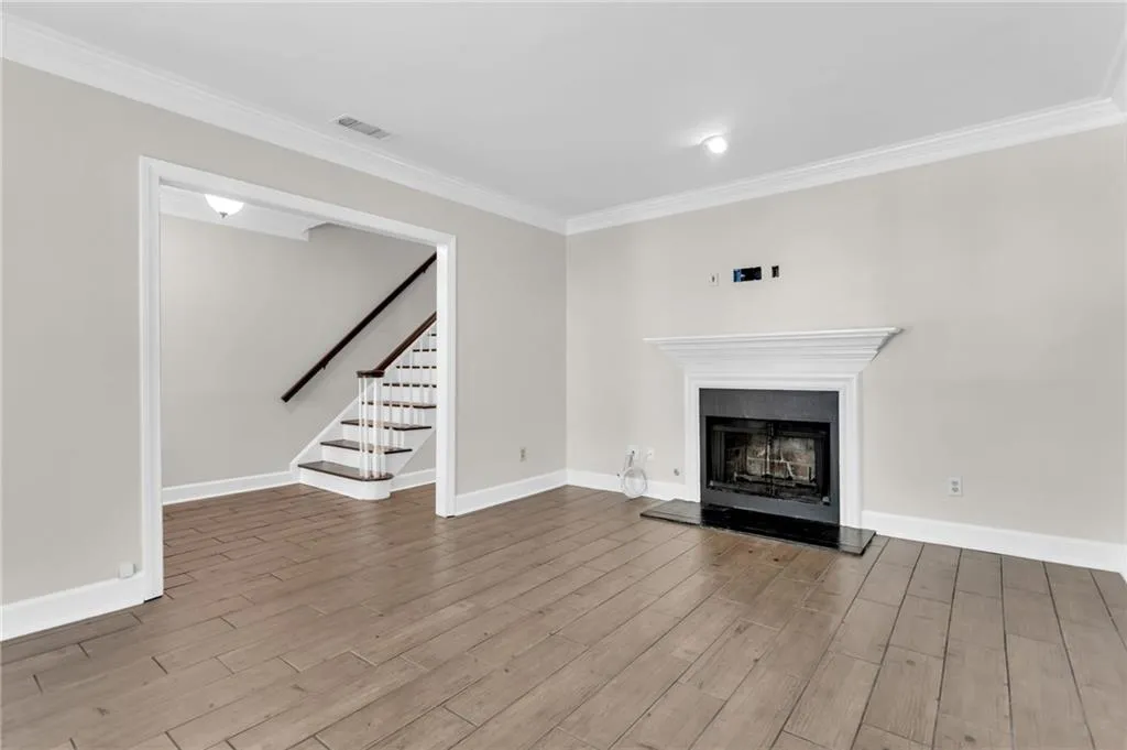 7500 Roswell Road Unit 4, Sandy Springs, Georgia 30350, 2 Bedrooms Bedrooms, ,2 BathroomsBathrooms,Residential,Sold,7500 Roswell Road Unit 4,7094652