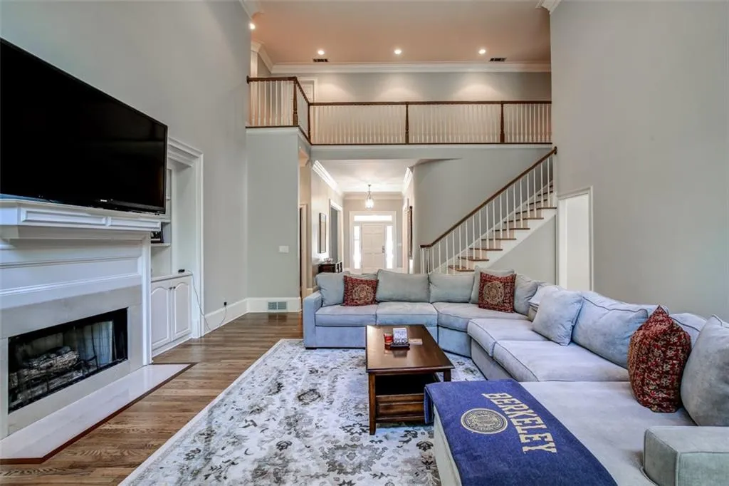 430 Laurel Chase Court, Atlanta, Georgia 30327, 5 Bedrooms Bedrooms, ,5 BathroomsBathrooms,Residential,Sold,430 Laurel Chase Court,5841888