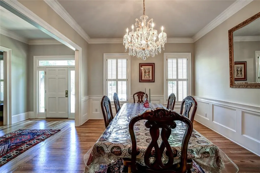 430 Laurel Chase Court, Atlanta, Georgia 30327, 5 Bedrooms Bedrooms, ,5 BathroomsBathrooms,Residential,Sold,430 Laurel Chase Court,5841888