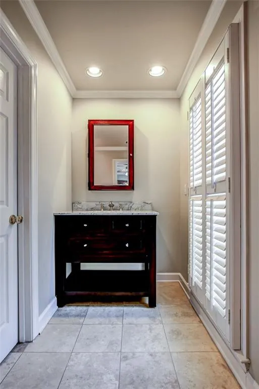 430 Laurel Chase Court, Atlanta, Georgia 30327, 5 Bedrooms Bedrooms, ,5 BathroomsBathrooms,Residential,Sold,430 Laurel Chase Court,5841888