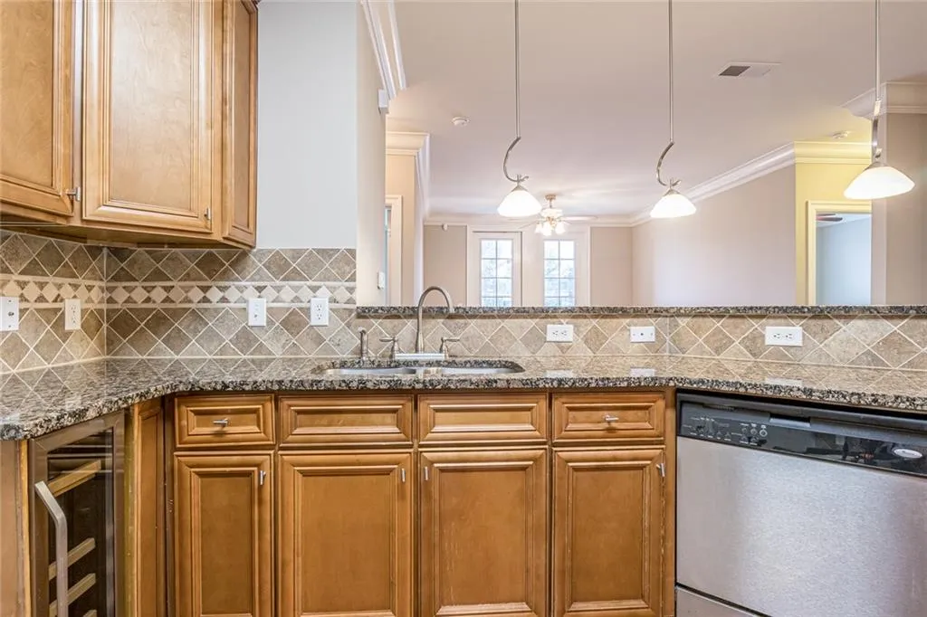 901 Abernathy Road Unit 5290, Atlanta, Georgia 30328, 2 Bedrooms Bedrooms, ,2 BathroomsBathrooms,Residential,Sold,901 Abernathy Road Unit 5290,7151233