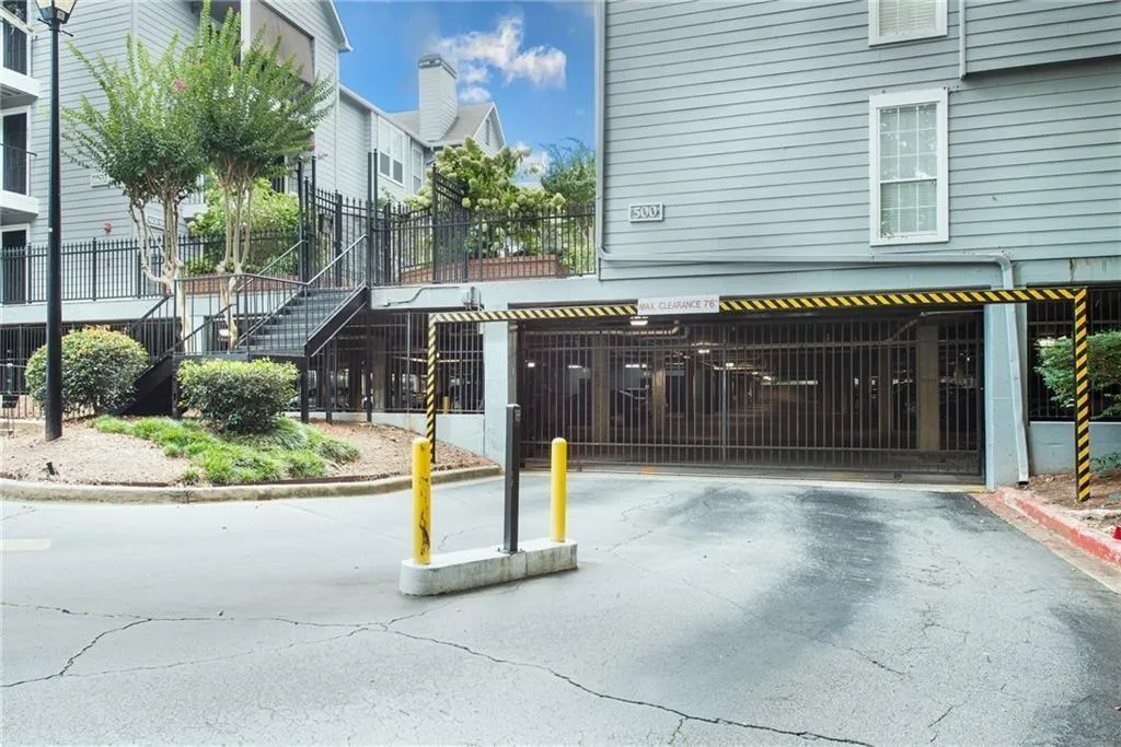 534 Granville Court, Atlanta, Georgia 30328, 1 Bedroom Bedrooms, ,1 BathroomBathrooms,Residential,For Sale,534 Granville Court,7646027