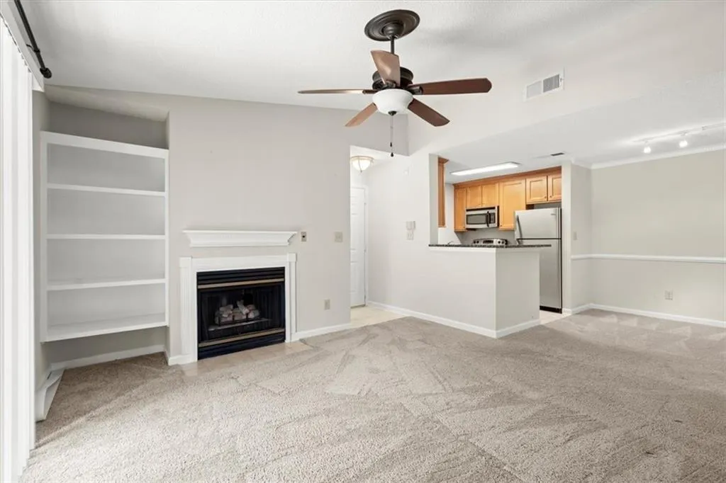 534 Granville Court, Atlanta, Georgia 30328, 1 Bedroom Bedrooms, ,1 BathroomBathrooms,Residential,For Sale,534 Granville Court,7646027