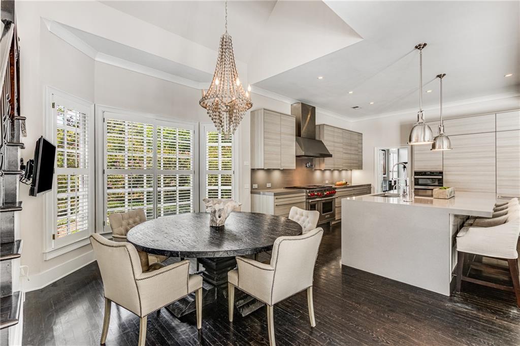 5825 De Claire Court, Atlanta, Georgia 30328, 7 Bedrooms Bedrooms, ,4 BathroomsBathrooms,Residential,Sold,5825 De Claire Court,7262891