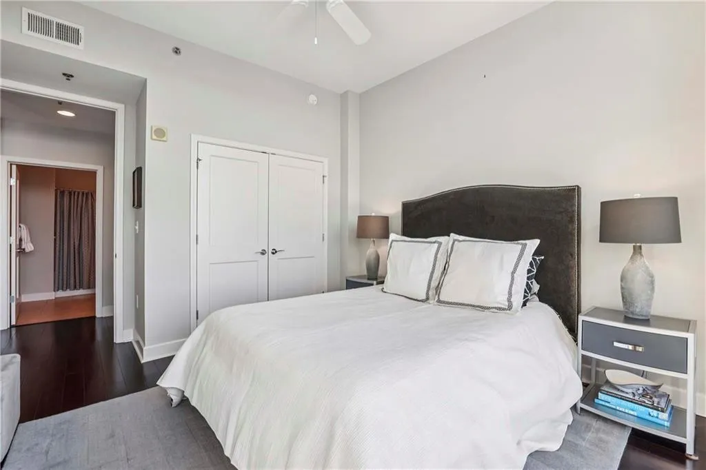 2795 Peachtree Road Ne Unit 2106, Atlanta, Georgia 30305, 3 Bedrooms Bedrooms, ,3 BathroomsBathrooms,Residential,For Sale,2795 Peachtree Road Ne Unit 2106,7667489