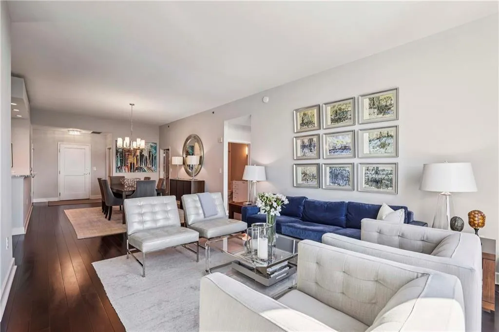 2795 Peachtree Road Ne Unit 2106, Atlanta, Georgia 30305, 3 Bedrooms Bedrooms, ,3 BathroomsBathrooms,Residential,For Sale,2795 Peachtree Road Ne Unit 2106,7667489