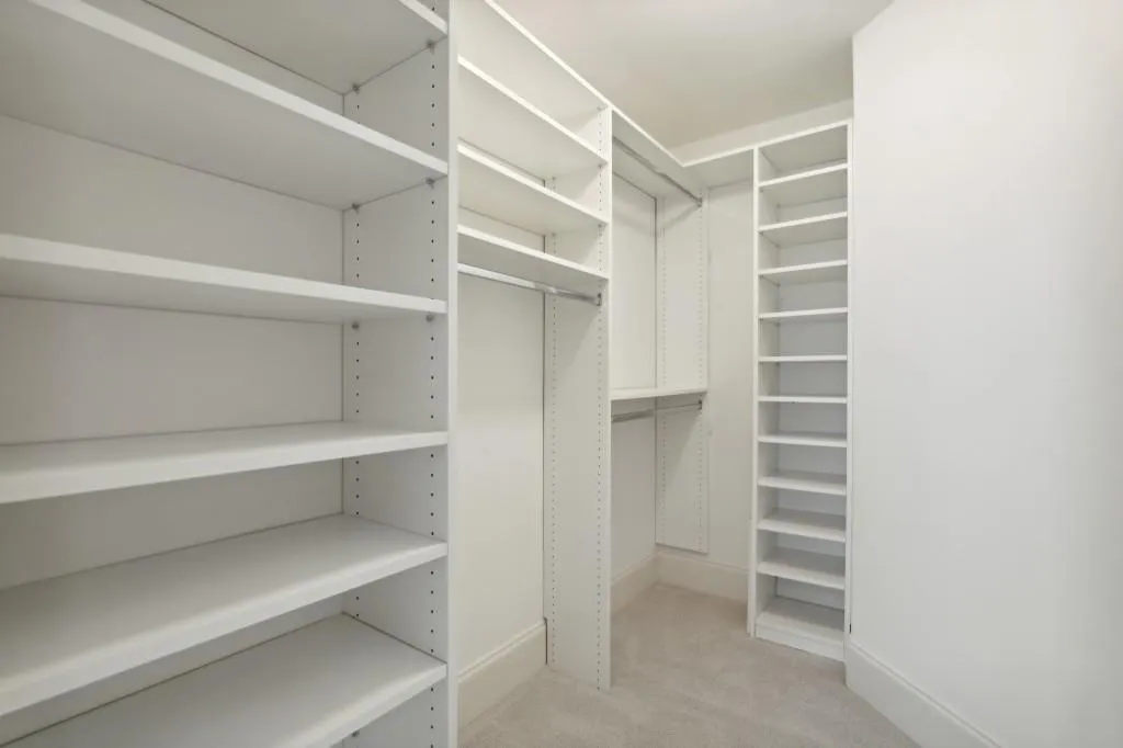 216 Mount Vernon Cove, Atlanta, Georgia 30328, 4 Bedrooms Bedrooms, ,4 BathroomsBathrooms,Residential,Sold,216 Mount Vernon Cove,7074074