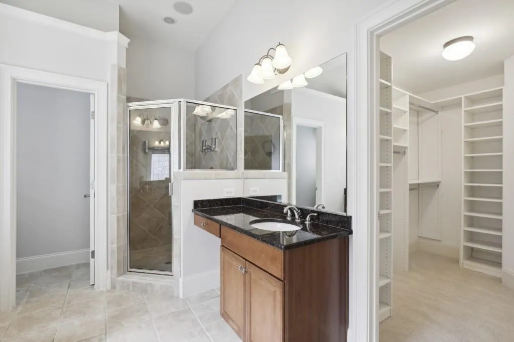 216 Mount Vernon Cove, Atlanta, Georgia 30328, 4 Bedrooms Bedrooms, ,4 BathroomsBathrooms,Residential,Sold,216 Mount Vernon Cove,7074074