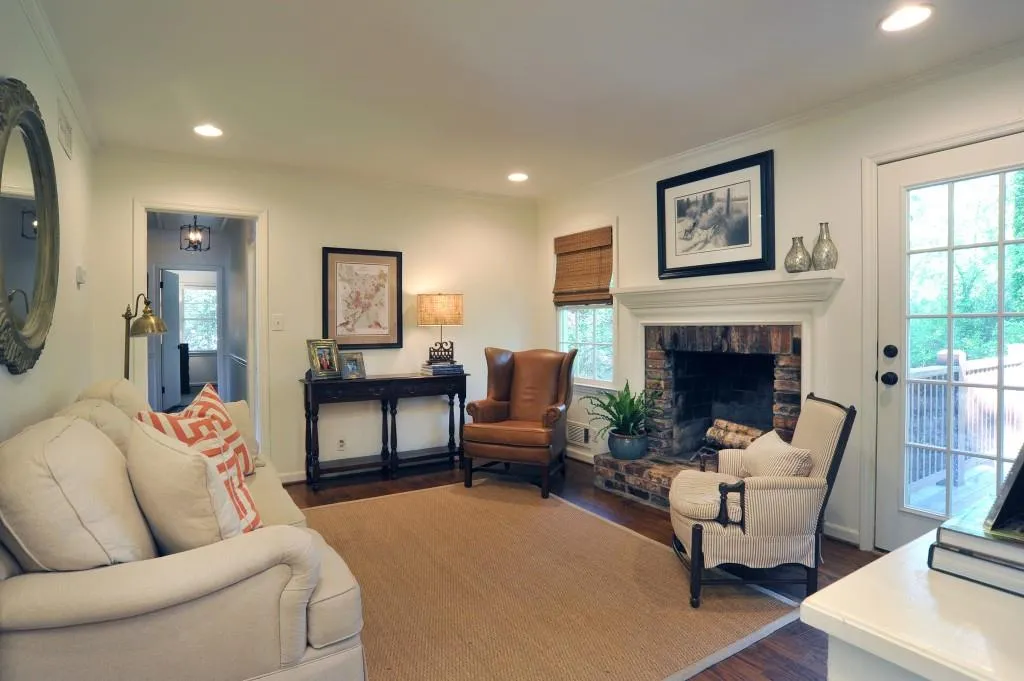 570 Pine Forest Road, Atlanta, Georgia 30342, 3 Bedrooms Bedrooms, ,2 BathroomsBathrooms,Residential,Sold,570 Pine Forest Road,6520862